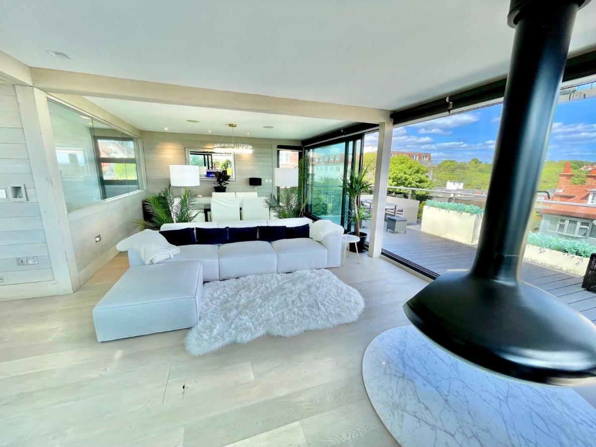 The - Stunning Sea View Penthouse Appartement Bornemouth