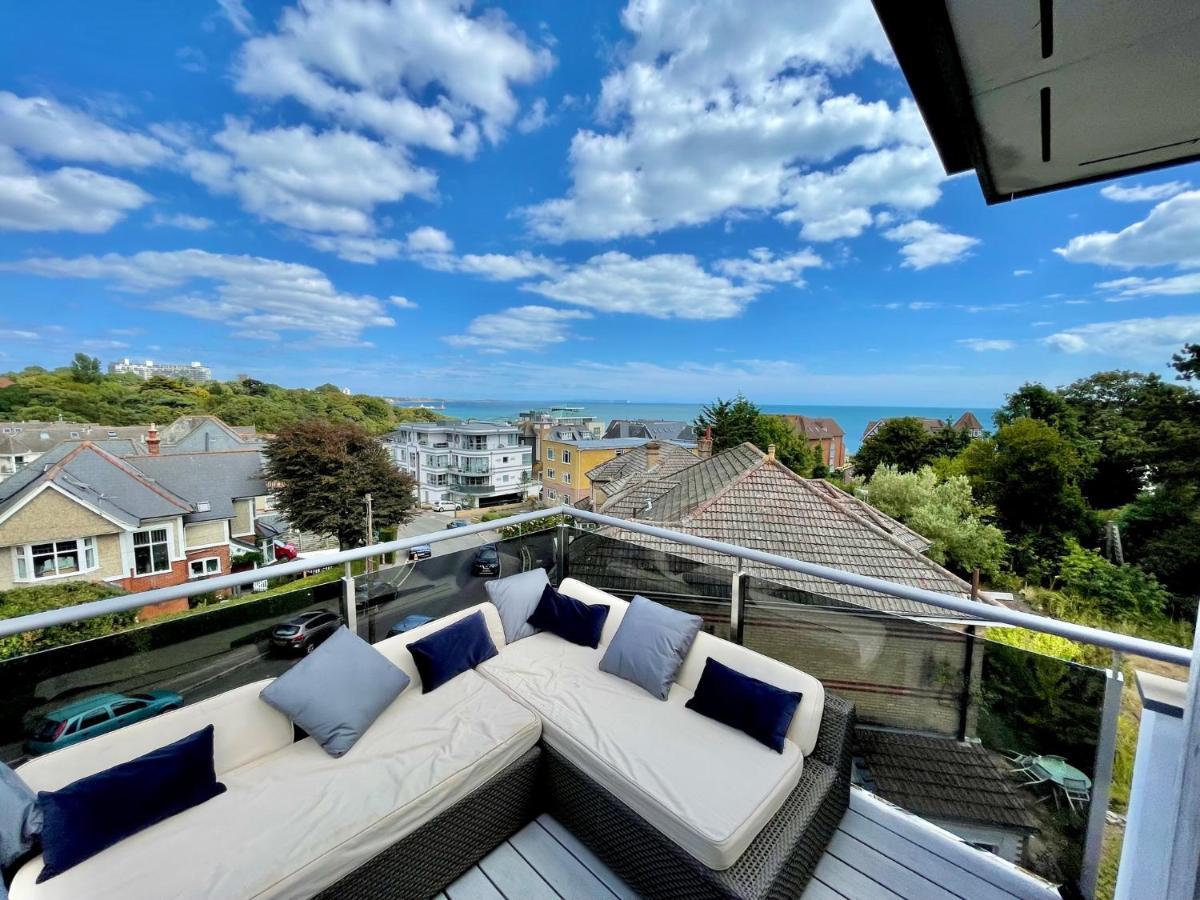 The - Stunning Sea View Penthouse Appartement *
