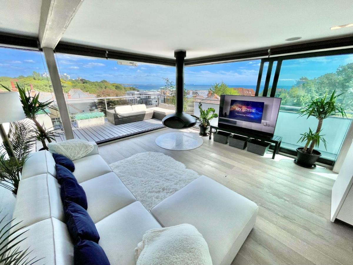 The - Stunning Sea View Penthouse Apartment Bournemouth